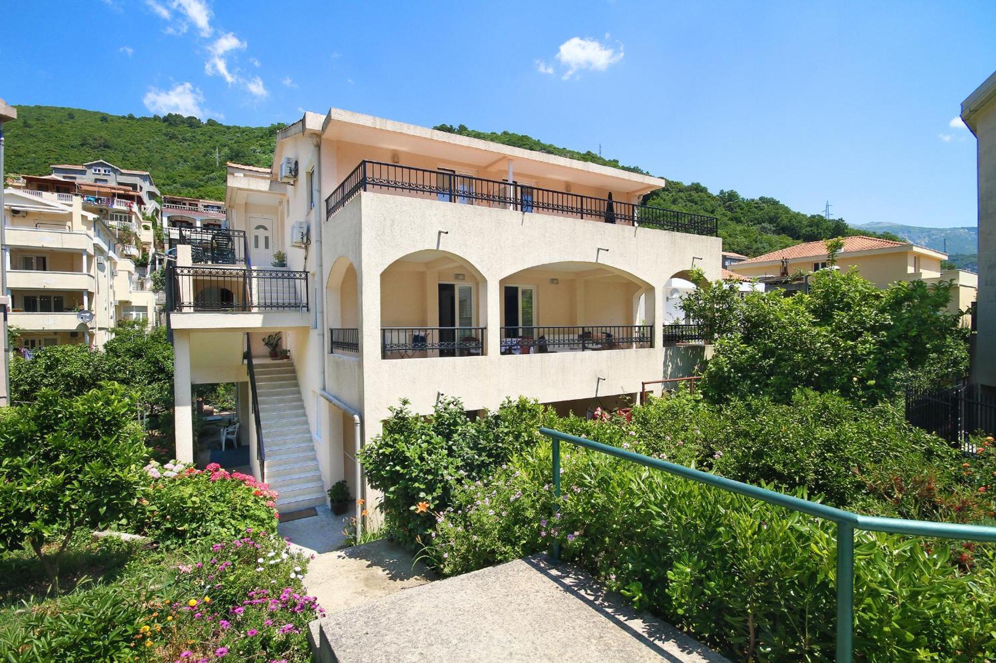 Apartments Raicevic Budua Esterno foto