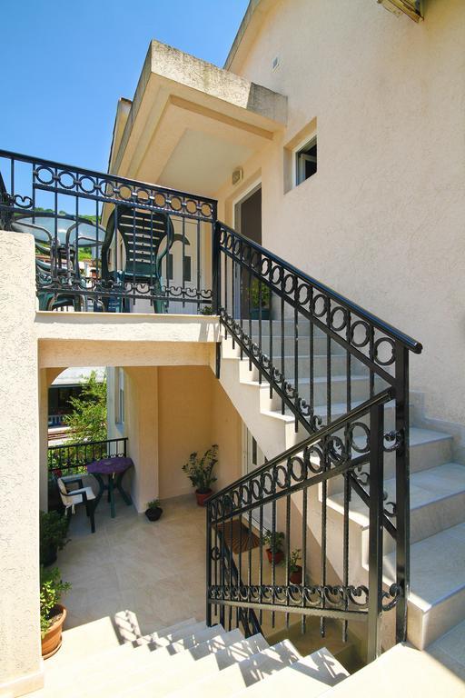 Apartments Raicevic Budua Esterno foto